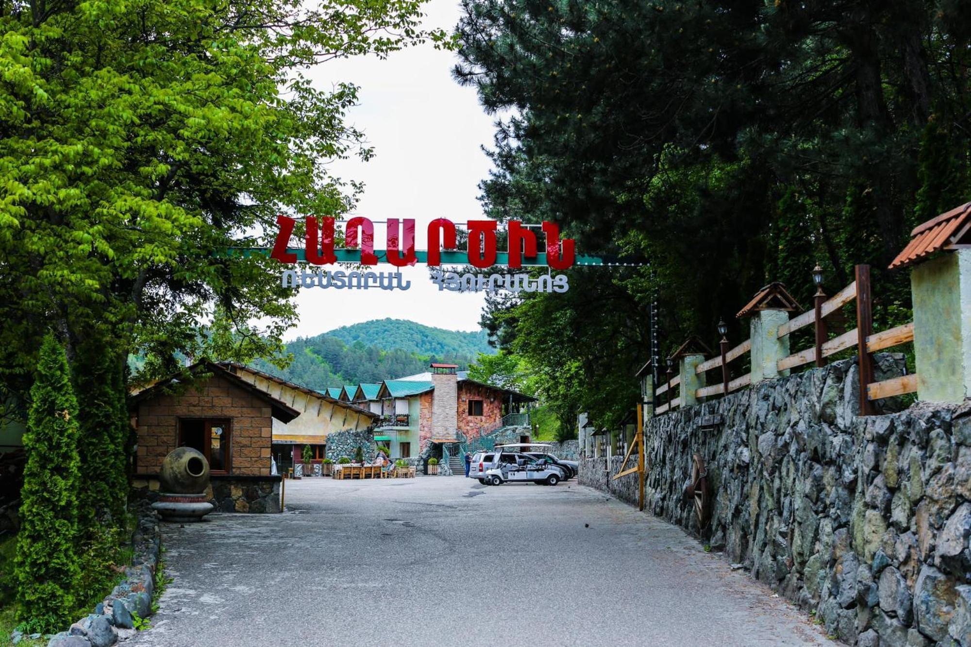 Haghartsin Hotel And Restaurant Dilijan Exterior photo