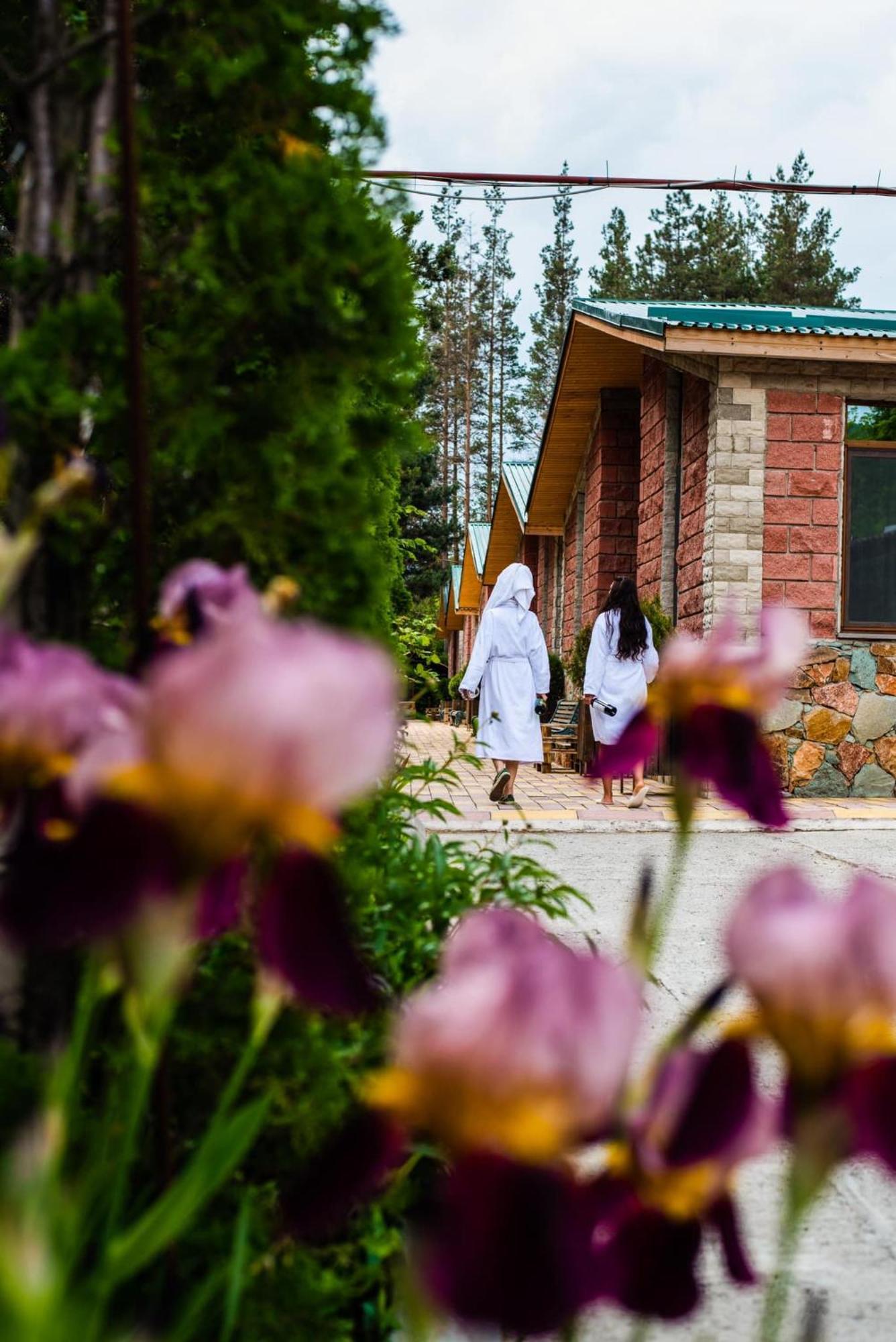 Haghartsin Hotel And Restaurant Dilijan Exterior photo