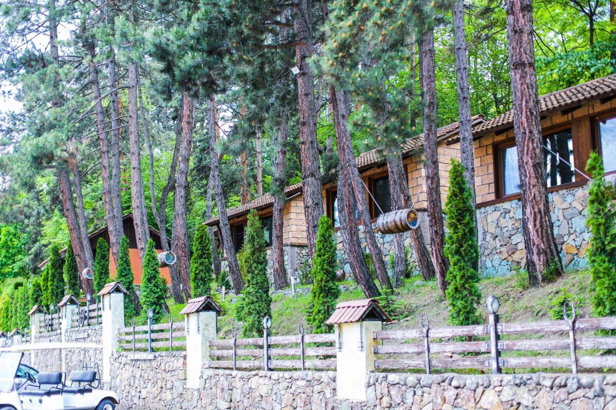 Haghartsin Hotel And Restaurant Dilijan Exterior photo